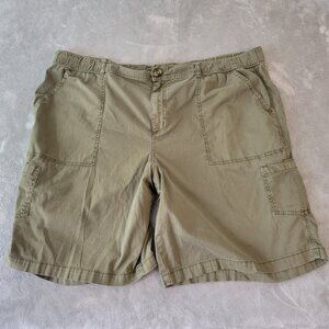 Sonoma Womens Shorts 22W Plus Cargo Pockets Army Green Comfy Lightweight GRE24E